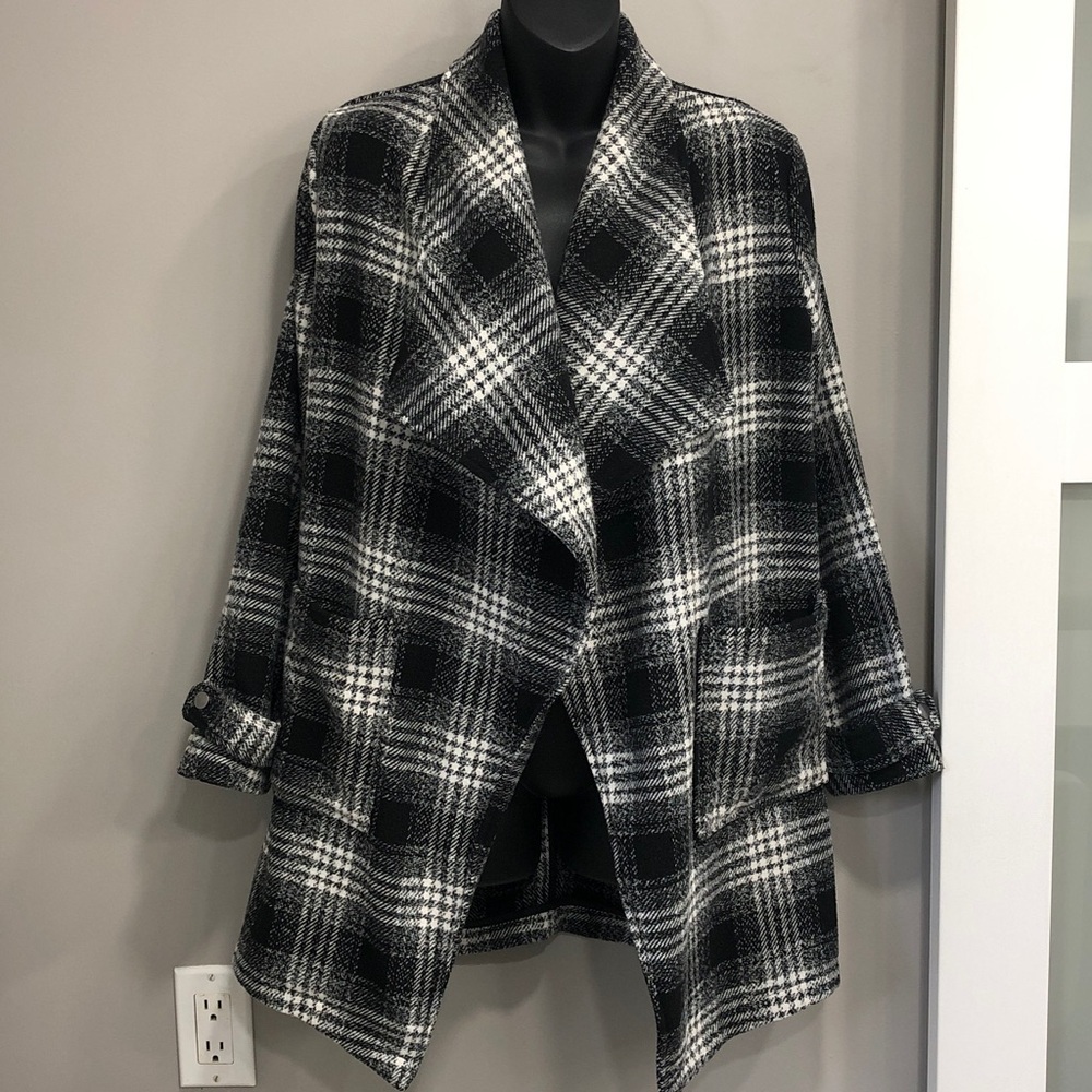 Tattoo Black & White Plaid Jacket/Shacket – Women’s XS
